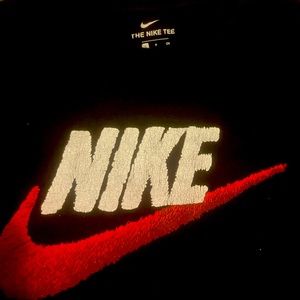 Men’s Nike T-Shirt